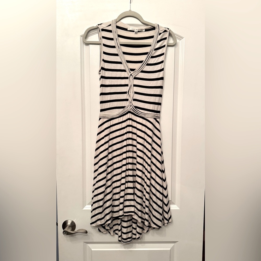 Black and whits stripped dress